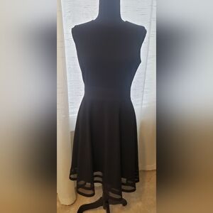 Calvin Klein Elegant Black Sleeveless Dress